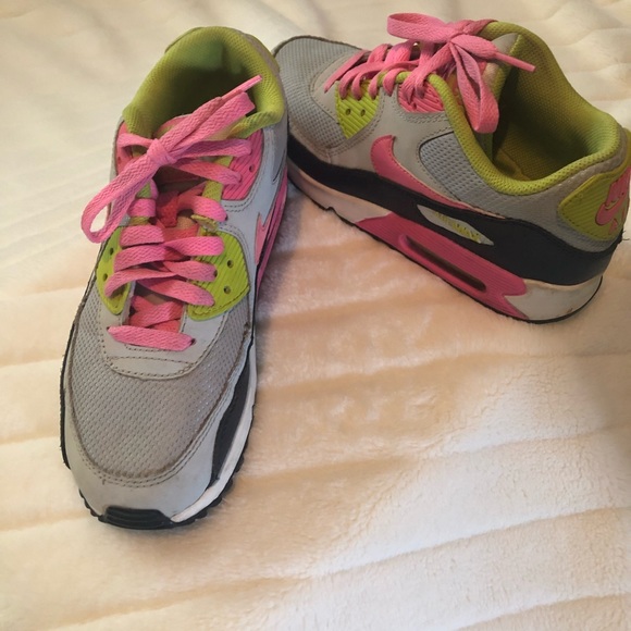 Nike Air Max - Picture 2 of 5